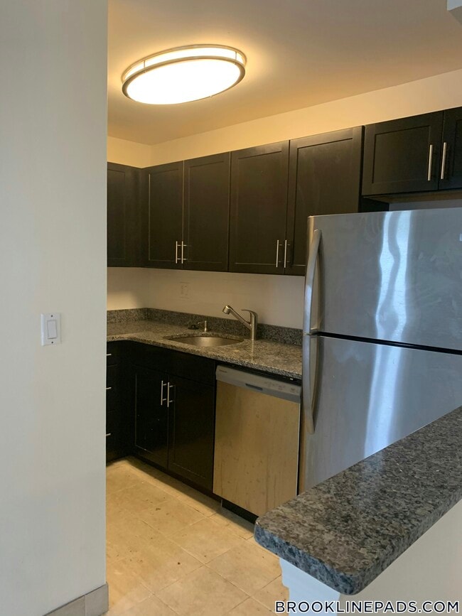 Photo - 175 Freeman St Unidad 512