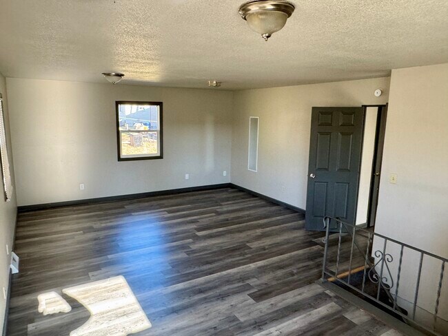 Photo - 1225-1213 13th St SE