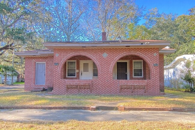 Building Photo - 4304-4306 Springfield Blvd