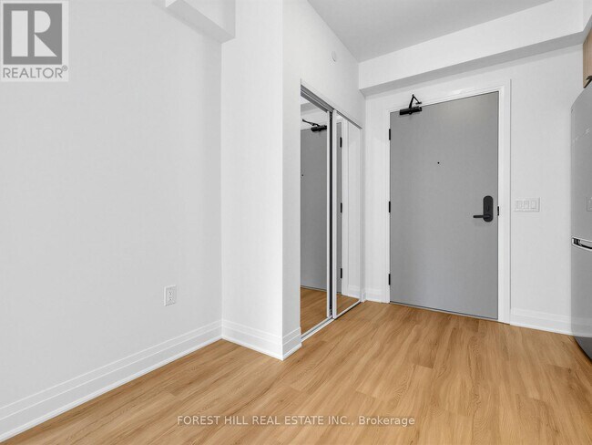 Photo - 700 Sheppard Ave W Unit 403