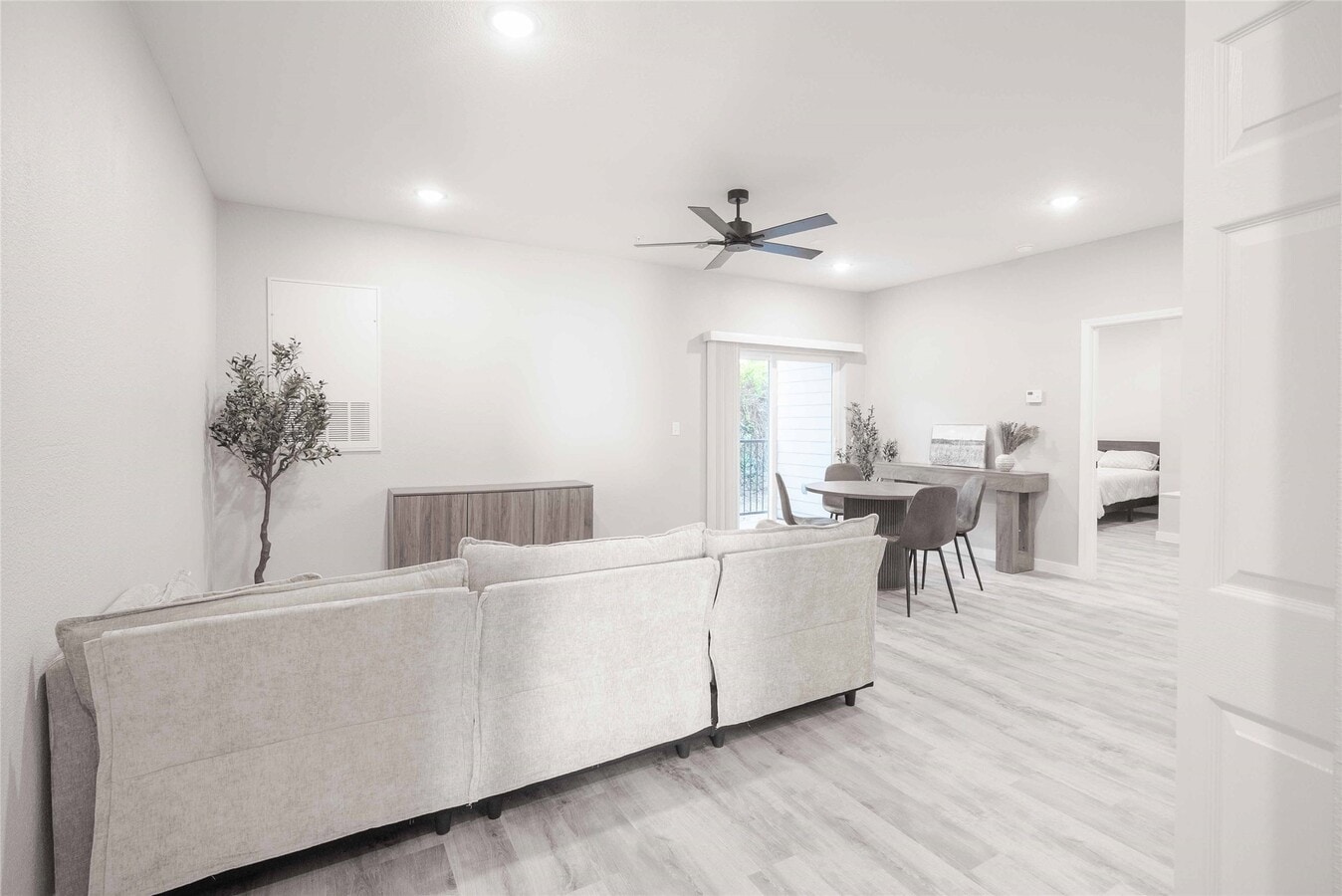 Photo - 2101 Reinke Rd Unidad 8109