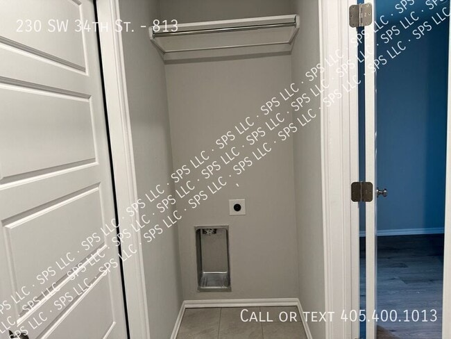 Photo - 230 SW 34th St
