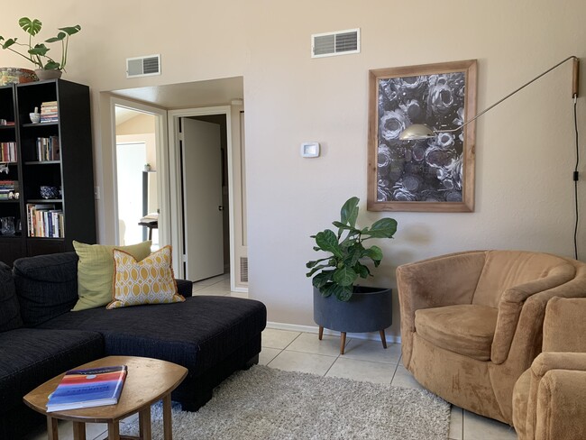 hall way - 5704 E Aire Libre Ave Unit 1041