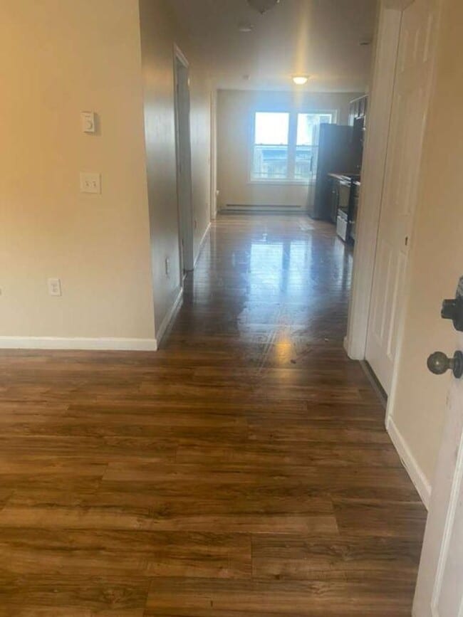 Photo - 32 North St Unit 3