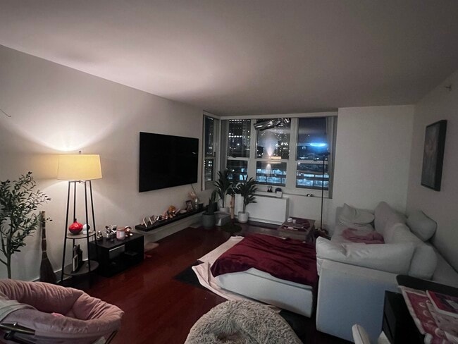 Photo - 88 Morgan St Unit 1807