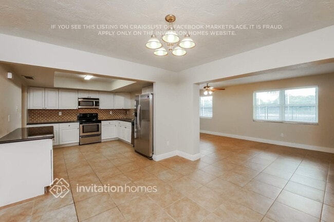 Photo - 10320 NW 18th Pl