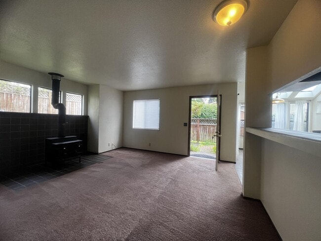 Photo - 674 Hidden Creek Rd