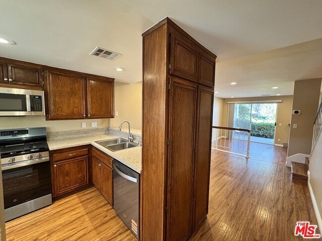 Photo - 5624 Las Virgenes Rd