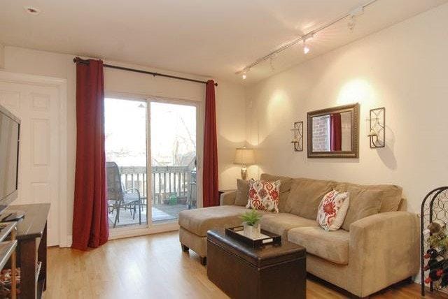 Photo - 2036 N Larrabee St Unidad 8-302