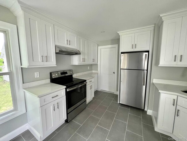 Photo - 21 Washington Ave