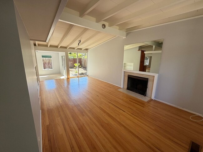 Photo - 3630 Lupine Ave