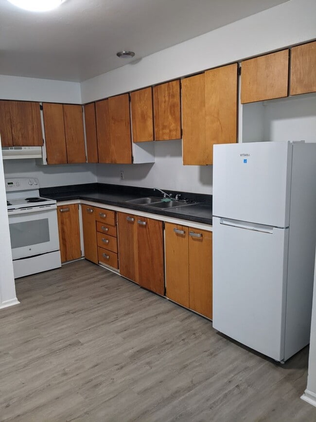 Photo - Renovated 1 Bed 1 Bathroom- $200 Off 1st M... Unidad 107