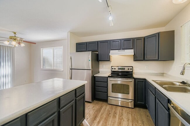 Photo - Bright & Spacious 3-Bedroom Home in Fox Run