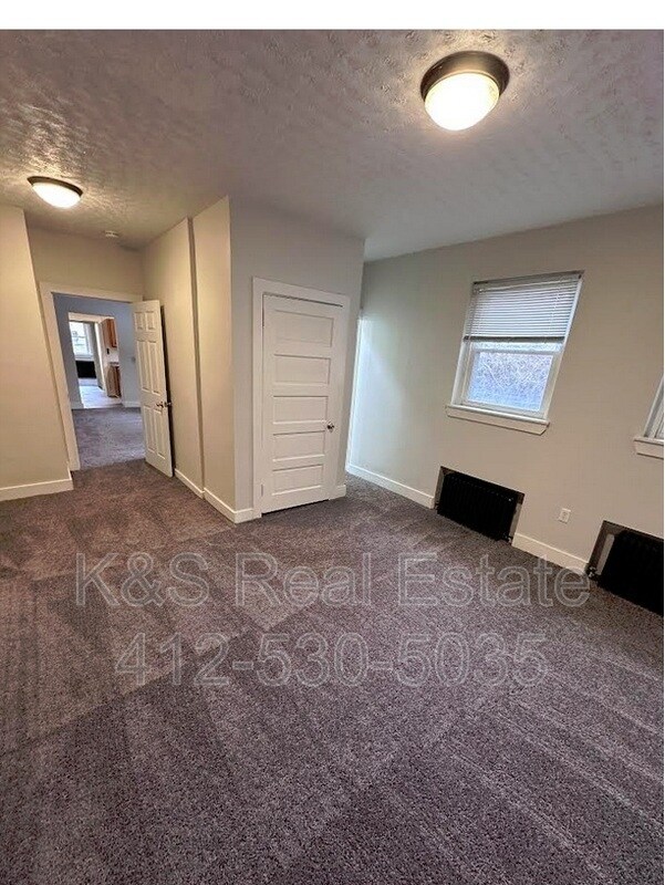 Photo - 445-445 Library St Unit 7