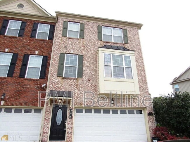 Photo - 506 Williamson St SE