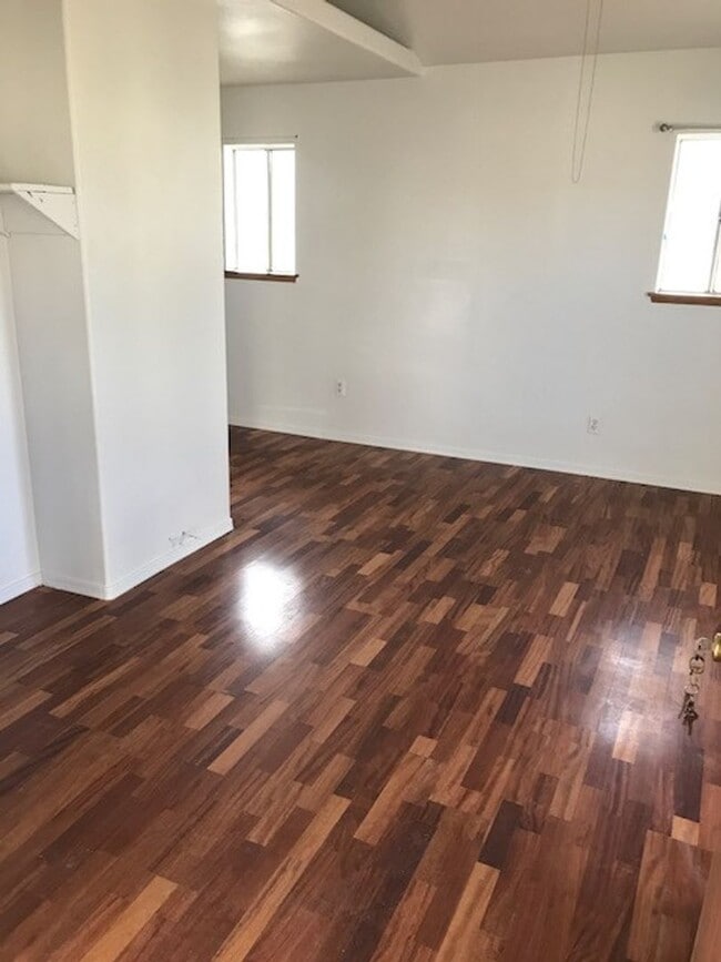 11095 E Meadow Dr Unit Guest House