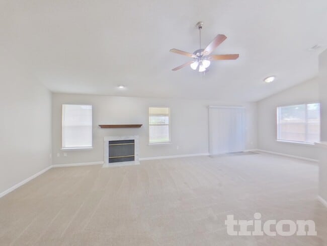 Photo - 7835 Weather Vane Dr