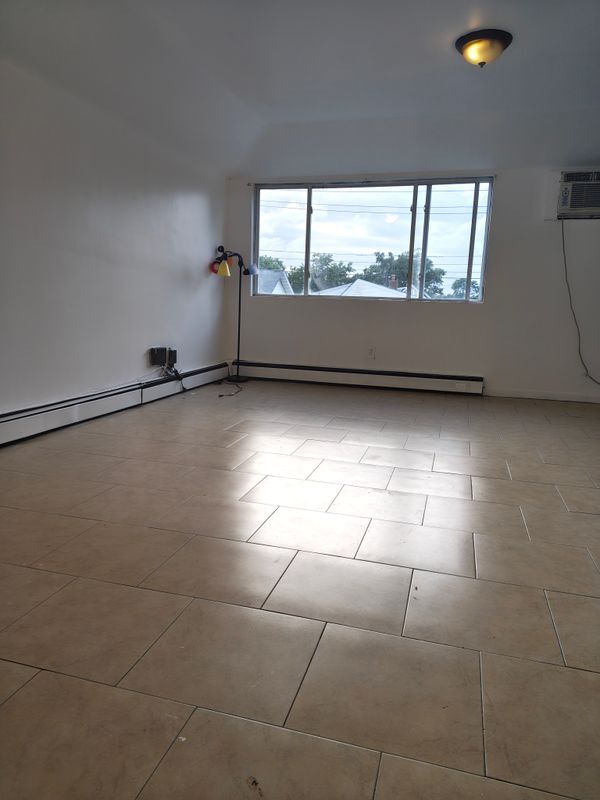 128-19 146th St Unit 2nd Flr