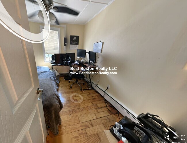 Photo - 41 Cross St Unit A