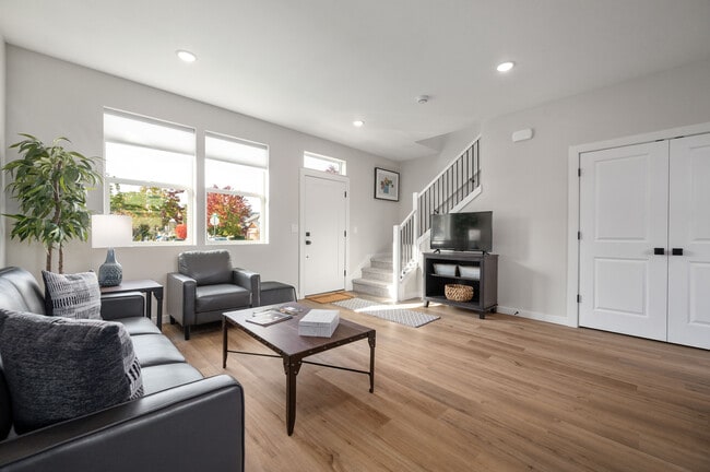 Photo - 2834 N Crater Ln