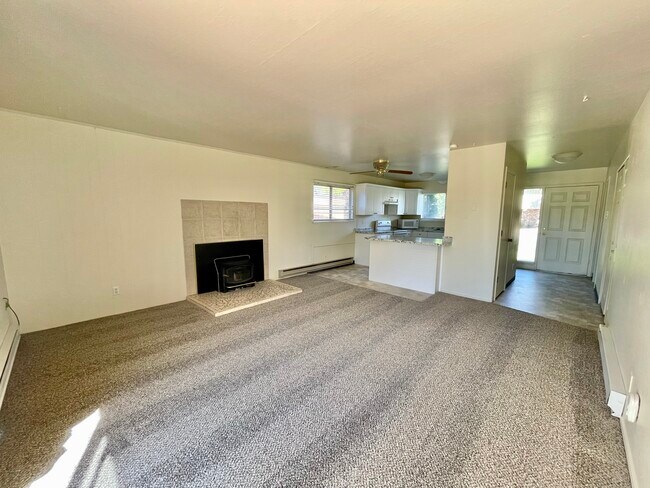 Photo - 1033 Riverview Dr