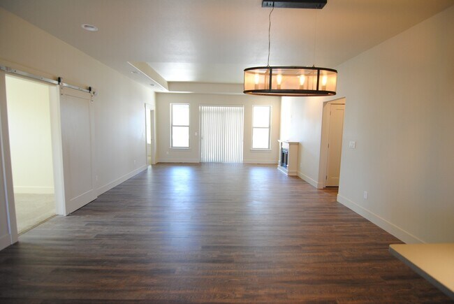 Photo - 1704/1706 Danny Boy Lane Duplex Unit #1704