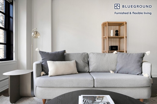 Photo - 200 E Chestnut St Unit FL16-ID623