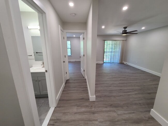 Briar Knoll Apartments