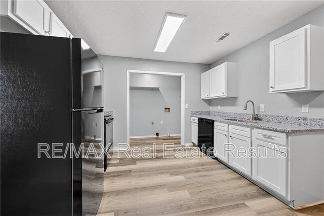 Photo - 4418 Acoma St
