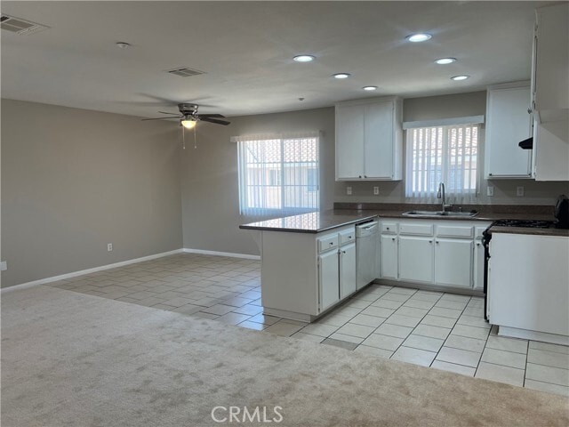 Photo - 8441 Oleander Ave