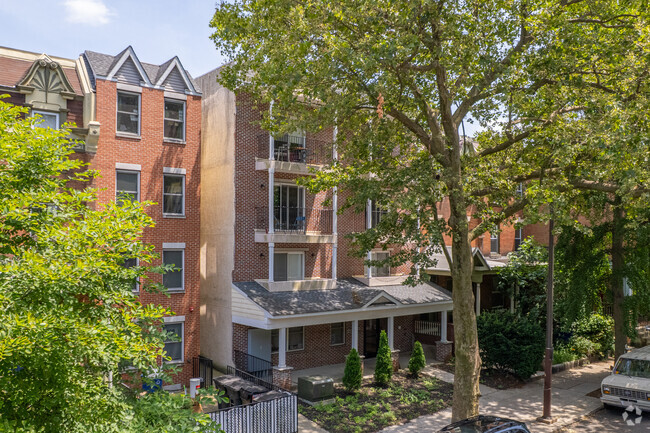Building Photo - The Gardens on 45th Street Rental