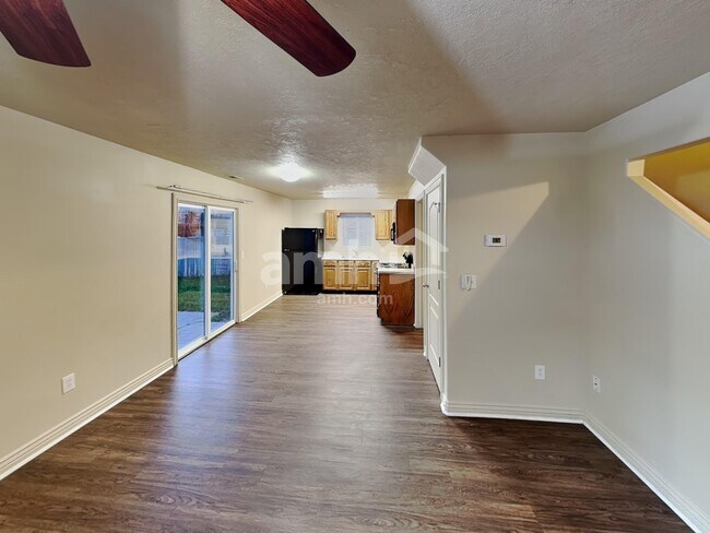 Photo - 26 N Cameron St