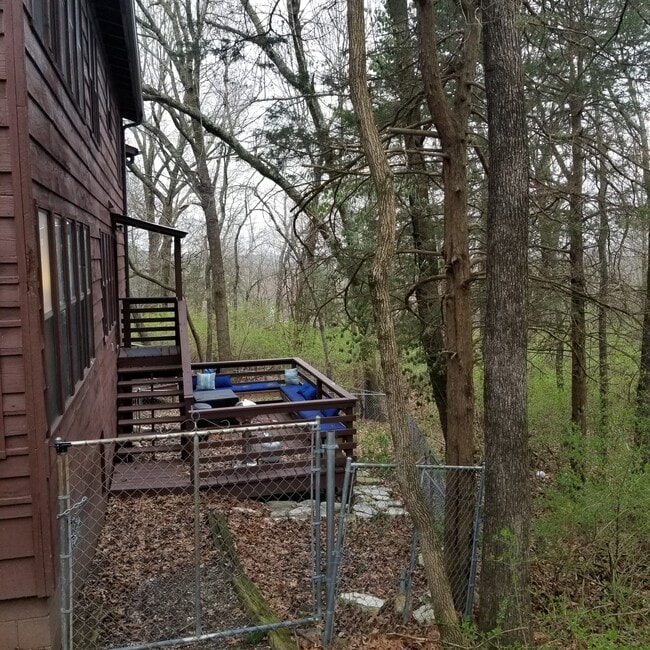 Photo - 985 N Lewis Ave