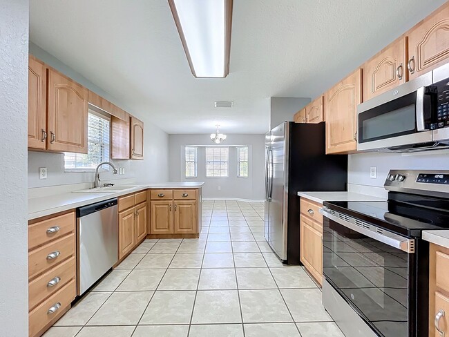 Photo - 2 Bedroom, 2 Bath | Lake Community | Dock & Boat Ramp Access