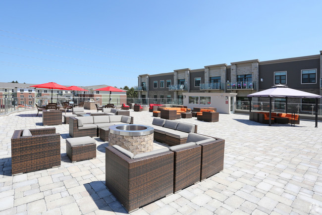 Photo - Mequon Reserve Apartments