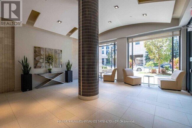 Photo - 676 Sheppard Ave E Unité 512