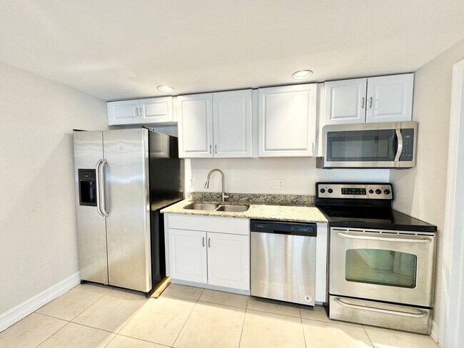 Photo - ** TREETOPS OF NAPLES ** 1 BED / 1 BATH - CONDO - SOUTH NAPLES - ANNUAL RENTAL