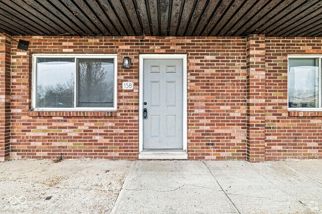Building Photo - 10301 Medallion Dr Rental