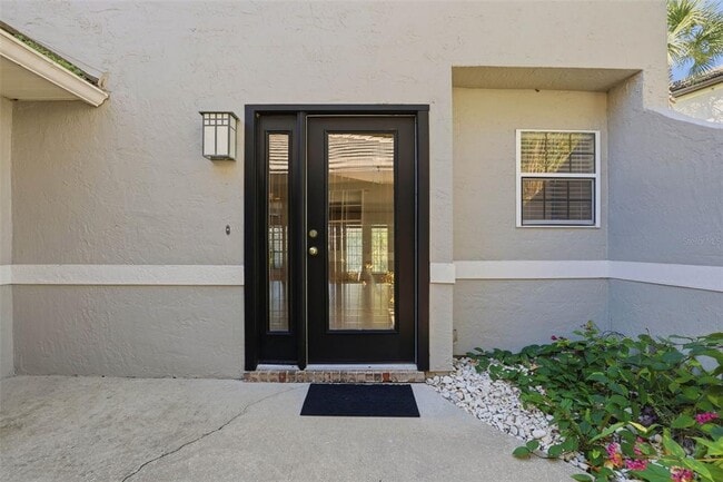 Photo - 470 Devon Pl