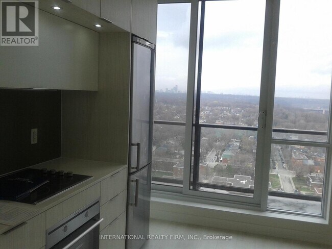 Photo - 170 Sumach St Unité 2511