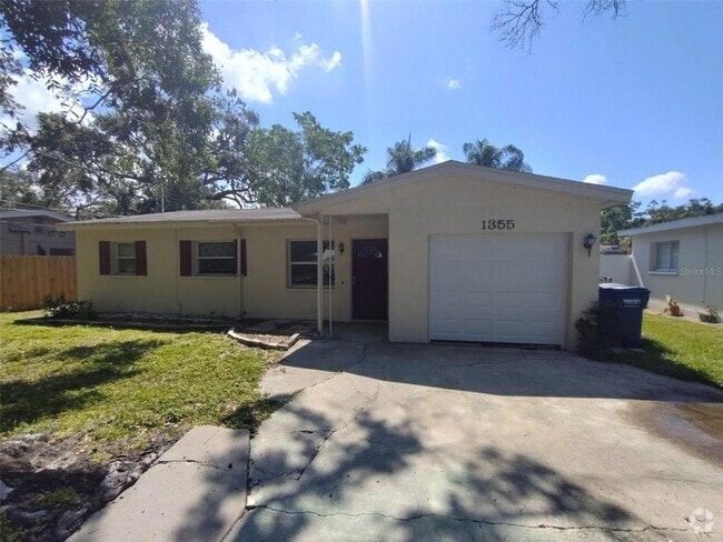 Building Photo - 1355 Davis Rd Rental