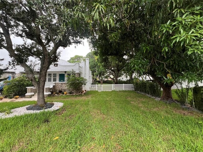 Photo - 130 SW 1st Ave