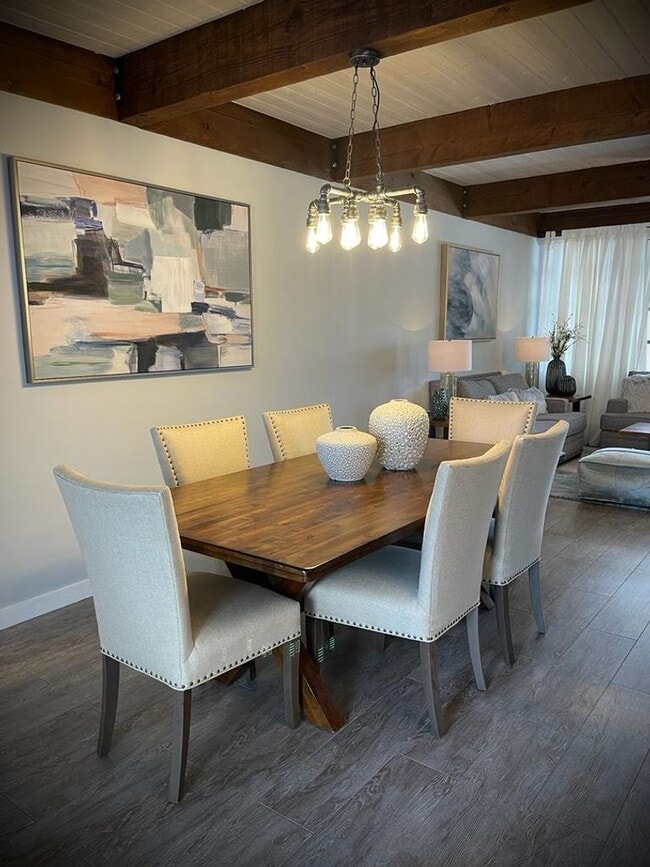 Photo - 605 Kensington Pl