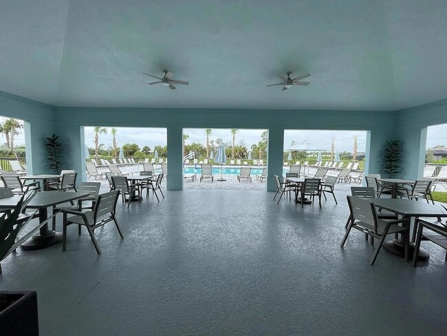 Photo - 1553 Saddlewood Cir