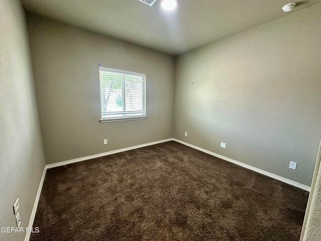 Photo - 7785 Enchanted Cir Dr