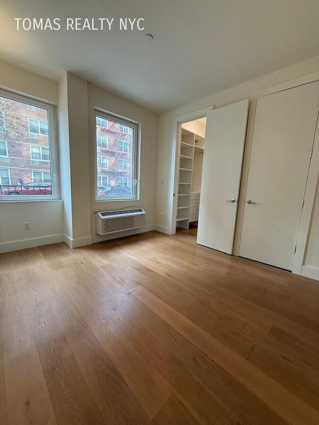 Building Photo - 3103 Sedgwick Ave Unit 1C