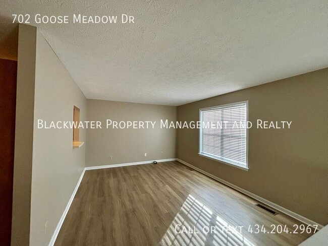 Photo - 702 Goose Meadow Dr