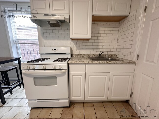Photo - 39 Charter St