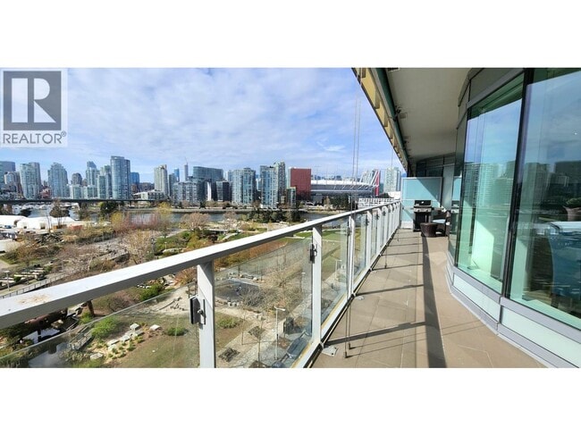 Photo - 181 W 1st Ave Unité 805