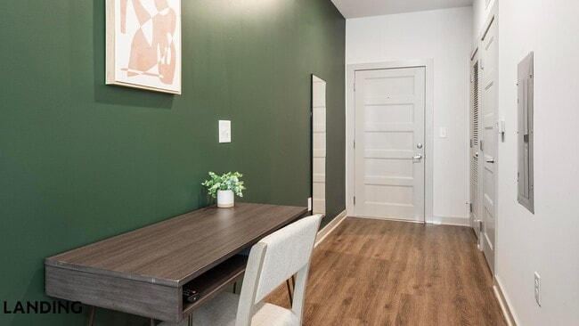 Photo - 340 W 25th St Unidad 3106